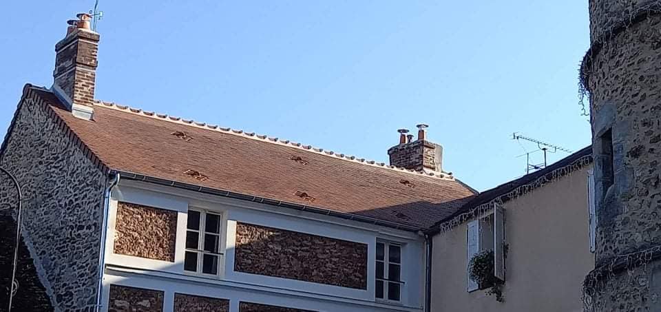 Réparation de toiture à Le Triadou 34270 Tél: 04.82.29.41.77